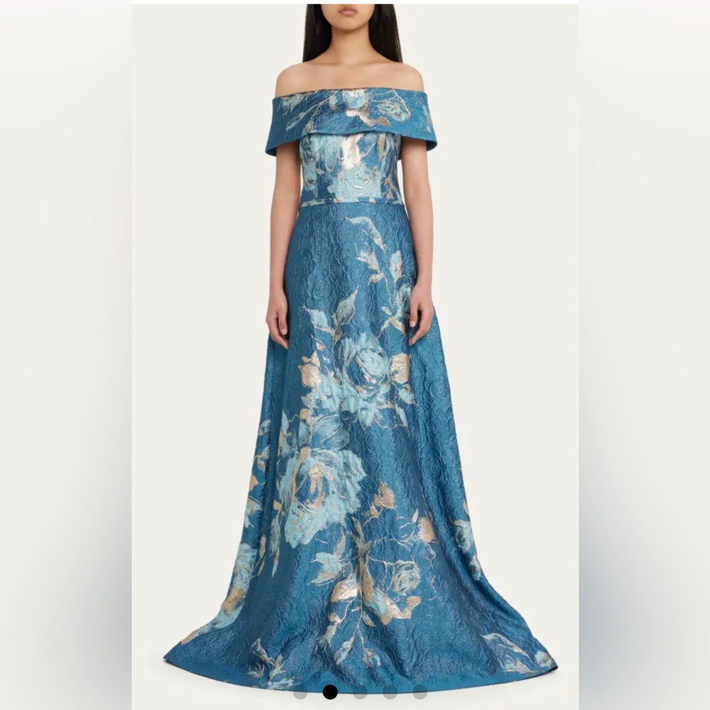 RICKIE FREEMAN FOR TERI JON
Off-Shoulder Metallic Flower Jacquard Gown